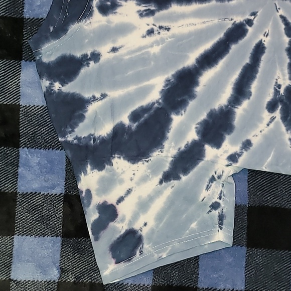 DEADSTOCK w/ tags. Santa Cruz. Screaming Hand. Tyedye.  Men's Large. - Picture 6 of 15